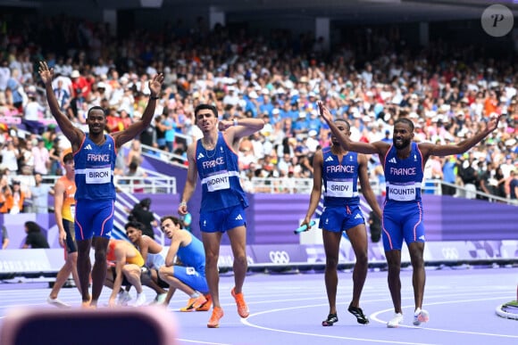 "Je suis français, musulman et fier",  écrit-il
 
Muhammad Abdallah Kounta, Gilles Biron, Téo Andant et Fabrisio Saidy remporte leur série du 4x400 m et décrochent leurs billets pour l'épreuve finale des Jeux Olympiques de Paris 2024 (JO) au Stade France, à Saint-Denis banlieue de Paris, France, le 9 août 2024. © Federico Pestellini/Panoramic/Bestimage