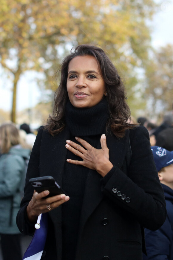 "Pas pressée de vieillir", elle a pris la décision de "succomber au Botox" - procédé qui permet de lisser les rides. Et comme "c'est bien fait", cela ne se voit pas !
Karine Le Marchand lors d'une marche contre l'antisémitisme à Paris, le 12 novembre 2023 © Stéphane Lemouton / Bestimage