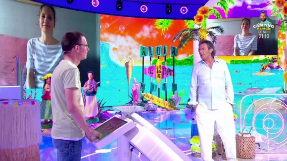 Au fil des mois, une complicité est née entre Jean-Luc Reichmann et son champion Emilien
Jean-Luc Reichmann et Emilien sur le plateau des "12 coups de midi"