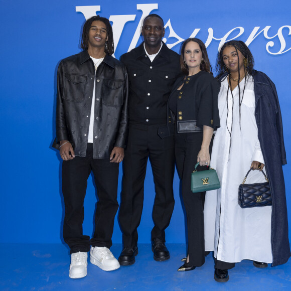 Tidiane Sy, Omar Sy, Hélène Sy, Sabah Sy au photocall du défilé Homme Louis Vuitton Printemps/Été 2025 dans le cadre de la Fashion Week de Paris, France, le 18 juin 2024. © Olivier Borde/Bestimage 