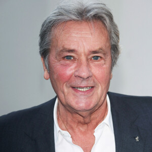 Dans celle-ci, il a rendu hommage à l'acteur qu'était Alain Delon mais aussi à l'homme et au croyant.
Alain Delon le 4 mai 2013 à Cannes, France.