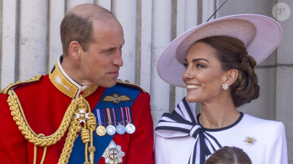 Le prince William, prince de Galles, Catherine (Kate) Middleton, princesse de Galles - Les membres de la famille royale britannique au balcon du Palais de Buckingham lors de la parade militaire "Trooping the Colour" à Londres, Royaume Uni, le 15 juin 2024. © Ian Vogler/MirrorPix/Bestimage