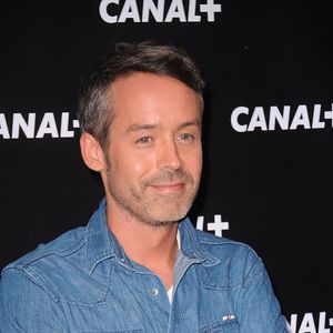 Yann Barthes et l'equipe du 'Petit Journal' lors de la soiree de rentree Canal plus organisee a Paris, le 28 aout 2013 . 