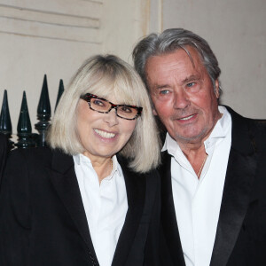 Les acteurs se sont rencontrés en 1968 sur le tournage de "Jeff". 
Alain Delon et Mireille Darc le 4 mai 2013 à Cannes, France.