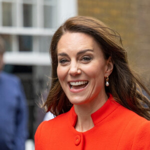 Kate Catherine Middleton, princesse de Galles, s'est rendue au pub Dog and Duck, à l'occasion de sa visite dans le quartier SoHo de Londres. Le 4 mai 2023 