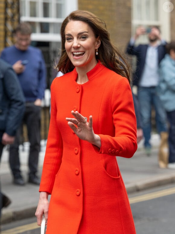 Kate Catherine Middleton, princesse de Galles, s'est rendue au pub Dog and Duck, à l'occasion de sa visite dans le quartier SoHo de Londres. Le 4 mai 2023 