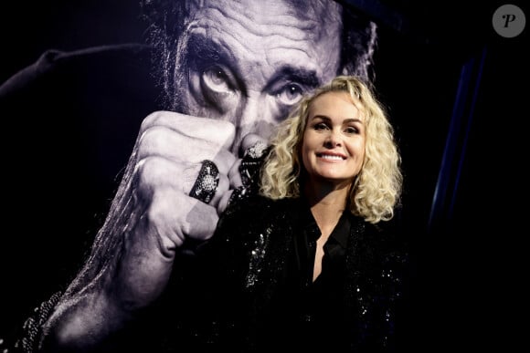 Exclusif - Laeticia Hallyday - Vernissage de l'exposition "Johnny Hallyday, l'exposition" au Palais des Expositions à Paris. Le 21 décembre 2023 © Dominique Jacovides / Bestimage 