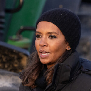 Karine Le Marchand soutient les agriculteurs sur le barrage de l'Autoroute A4 à hauteur de Jossigny en Seine et Marne. © Jeremy Melloul - Pierre Perusseau / Bestimage