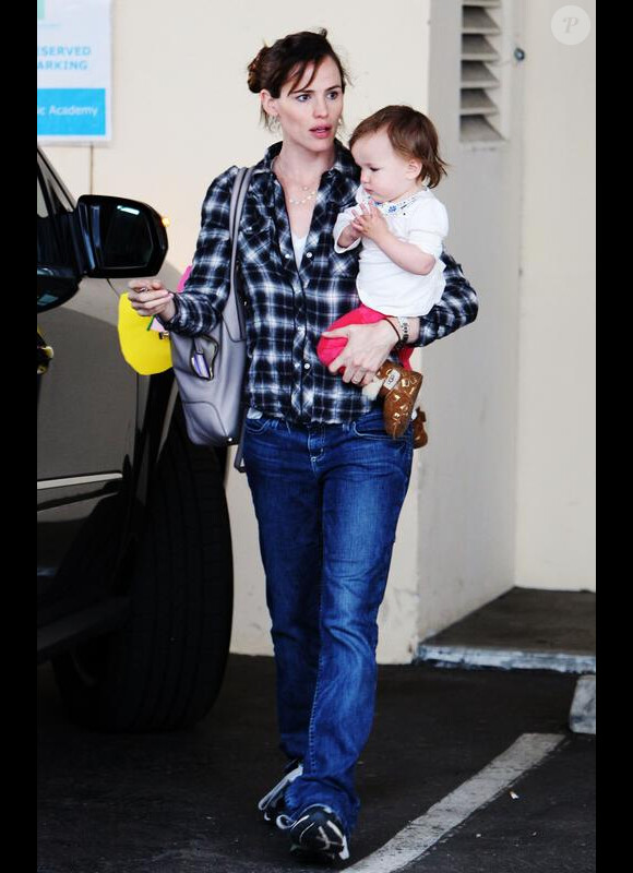 Jennifer Garner et sa petite Seraphina (24 mars 2010, Los Angeles)