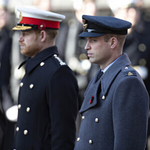 Le prince Harry, duc de Sussex, le prince William, duc de Cambridge - La famille royale d'Angleterre lors du National Service of Remembrance à Londres le 10 novembre 2019.La famille royale d'Angleterre lors du National Service of Remembrance à Londres le 10 novembre 2019.