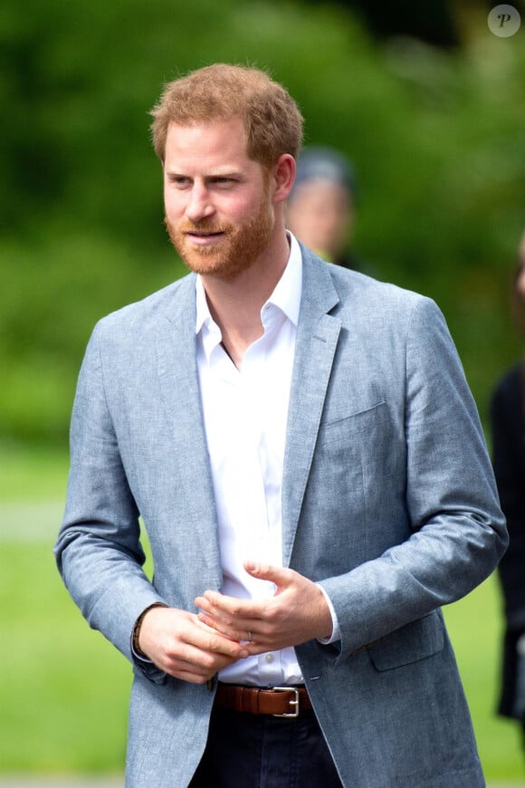 Lieu très symbolique où sa défunte mère a grandi...
Le prince Harry se déplace à La Haye quelques jours après la naissance de son premier enfant Archie pour une conférence pour la prochaine compétition Invictus Games qui se déroulera aux Pays-Bas. La Haye, le 9 mai 2019. 