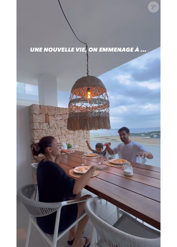 "Nous avions depuis longtemps envie d'une aventure à l'étranger et de permettre aux enfants de découvrir une nouvelle langue et une nouvelle culture... ", a expliqué le charmant influenceur.
Rachel Legrain-Trapani et Valentin Léonard ont quitté la France pour s'installer en Espagne. Instagram