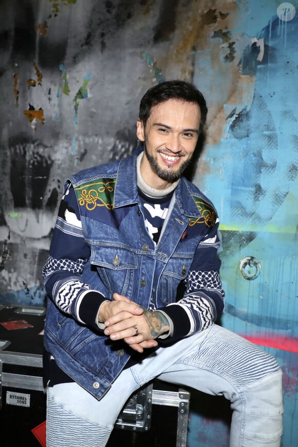 Exclusif - Billy Crawford - Backstage - Enregistrement de l'émission "Génération Hit Machine Vol. 2" au Dôme de Paris, les 8 et 9 novembre 2022, diffusée sur W9 le 31 janvier 2023 © Cédric Perrin / Bestimage 