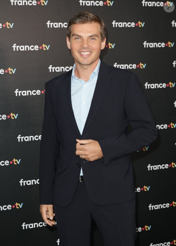 Sébastien Thomas au photocall de la conférence de presse de rentrée de France Télévisions à Paris, France, le 4 septembre 2024. © Coadic Guirec/Bestimage