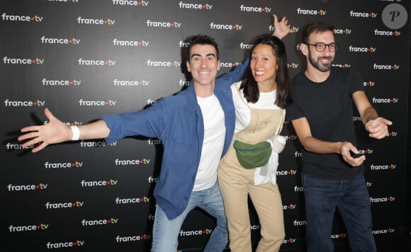 Mathieu Dumery, Kimi Heng et Max Bird au photocall de la conférence de presse de rentrée de France Télévisions à Paris, France, le 4 septembre 2024. © Coadic Guirec/Bestimage