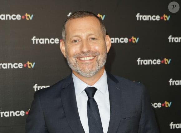 Christophe Gascard au photocall de la conférence de presse de rentrée de France Télévisions à Paris, France, le 4 septembre 2024. © Coadic Guirec/Bestimage