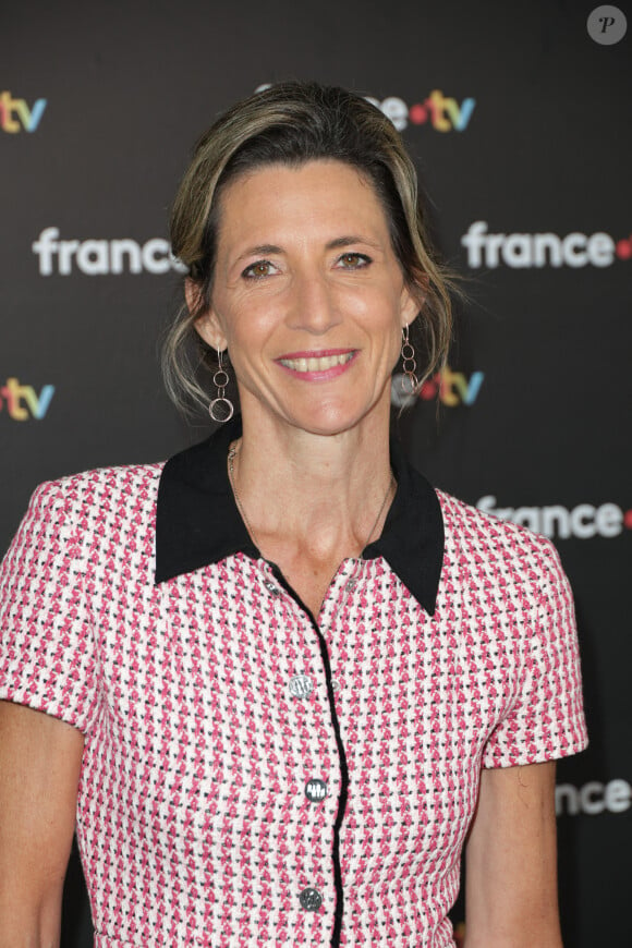 Alix Bouilhaguet au photocall de la conférence de presse de rentrée de France Télévisions à Paris, France, le 4 septembre 2024. © Coadic Guirec/Bestimage