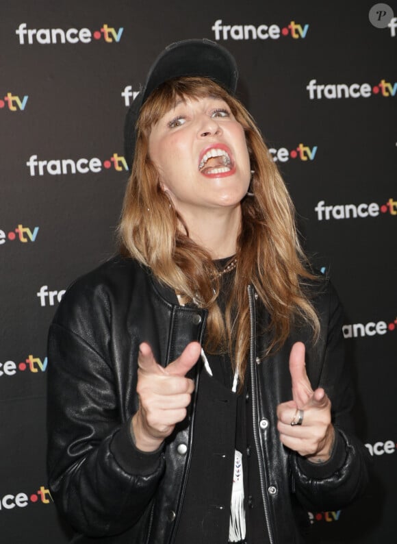 Daphné Bürki au photocall de la conférence de presse de rentrée de France Télévisions à Paris, France, le 4 septembre 2024. © Coadic Guirec/Bestimage