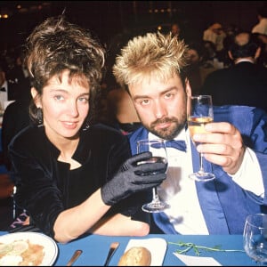 La principale intéressée a également partagé la vie du producteur Luc Besson.
Archives - Anne Parillaud et Luc Besson au Festival de Cannes 1988.