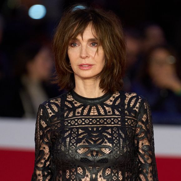 Anne Parillaud à la première du film "A la recherche" lors de la 18ème édition du festival du film de Rome le 24 octobre 2023. 