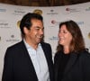 En effet, Alexandra Cooren s'est reconvertie en tant que décoratrice d'intérieur. 
Exclusif - Patrick Cohen et sa femme Alexandra - Dîner de gala caritatif pour l'association Autistes Sans Frontières à l'hôtel Marcel Dassault à Paris, France, le 1er juin 2017. © Rachid Bellak/Bestimage