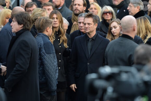 Cameron Smet, Alexandra Pastor, David Hallyday, Darina Scotti - Sorties de l'église de la Madeleine après les obsèques de Johnny Hallyday à Paris le 9 décembre 2017. © Veeren / Bestimage  Celebs leaving church of La Madeleine for the funeral of Johnny Hallyday in Paris on December 9, 2017. 