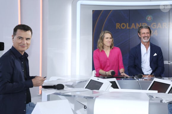 Exclusif - Laurent Luyat, Justine Henin et Patrick Mouratoglou - Plateau de France Télévision lors des Internationaux de France de Tennis de Roland Garros 2024 à Paris - Jour 11. Le 5 Juin. © Bertrand Rindoff / Bestimage 