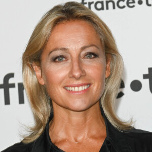 Anne-Sophie Lapix au photocall pour la conférence de presse de rentrée de France TV à la Grande Halle de la Villette à Paris, France, le 6 juillet. © Coadic Guirec/Bestimage 