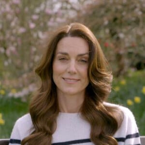 et montre une partie seulement de la véritable lutte quotidienne contre le cancer
Kate Middleton, princesse de Galles annonce être atteinte d’un cancer dans une vidéo publiée le 22 mars 2024