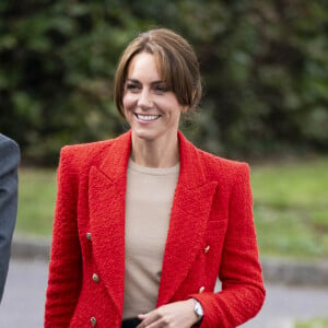 Catherine (Kate) Middleton, princesse de Galles se rend au centre éducatif Orchards de Milton Regis à Sittingbourne le 27 septembre 2023.