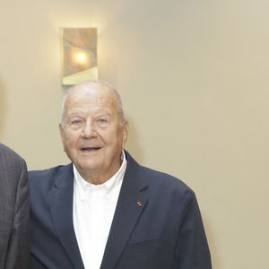 Exclusif - Stéphane Martin (ancien président du musée du quai Branly qui était président d’honneur du Parcours des Mondes l'an dernier), Marc Ladreit de Lacharrière (nouveau président d’honneur du Parcours des Mondes) - Inauguration de la visite du Parcours des Mondes édition à Paris. © Jack Tribeca / Bestimage