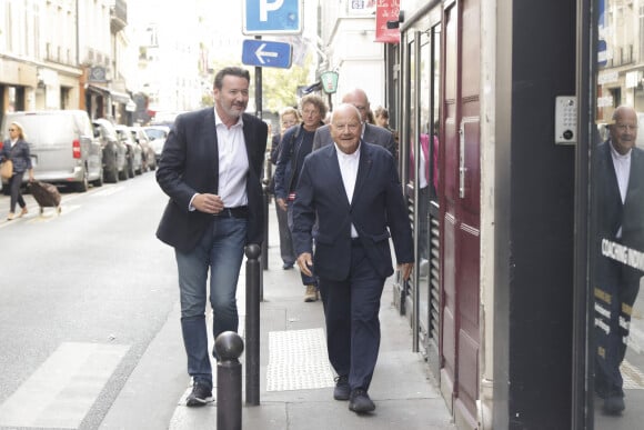 Exclusif - Yves-Bernard Debie (directeur général du Parcours des Mondes), Marc Ladreit de Lacharrière (nouveau président d’honneur du Parcours des Mondes) - Inauguration de la visite du Parcours des Mondes édition à Paris. © Jack Tribeca / Bestimage