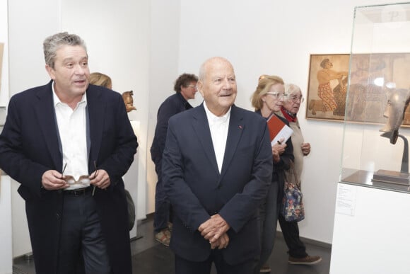 Marc Ladreit de Lacharrière est le nouveau président d'honneur du Parcours des Mondes
Exclusif - Marc Ladreit de Lacharrière (nouveau président d'honneur du Parcours des Mondes) - Inauguration de la visite du Parcours des Mondes édition à Paris. © Jack Tribeca / Bestimage 