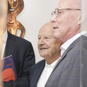 Exclusif - Marc Ladreit de Lacharrière (nouveau président d’honneur du Parcours des Mondes), Stéphane Martin (ancien président du musée du quai Branly qui était président d’honneur du Parcours des Mondes l'an dernier) - Inauguration de la visite du Parcours des Mondes édition à Paris. © Jack Tribeca / Bestimage