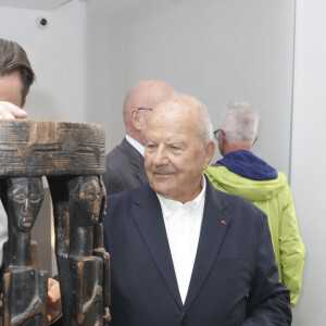 Exclusif - Yves-Bernard Debie (directeur général du Parcours des Mondes), Marc Ladreit de Lacharrière (nouveau président d’honneur du Parcours des Mondes), Stéphane Martin (ancien président du musée du quai Branly qui était président d’honneur du Parcours des Mondes l'an dernier) - Inauguration de la visite du Parcours des Mondes édition à Paris. © Jack Tribeca / Bestimage