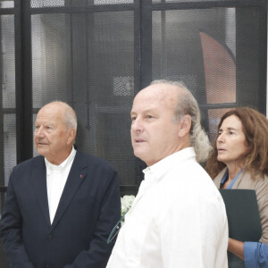 Exclusif - Marc Ladreit de Lacharrière (nouveau président d’honneur du Parcours des Mondes), Ana et Antonio Casanovas - Inauguration de la visite du Parcours des Mondes édition à Paris. © Jack Tribeca / Bestimage