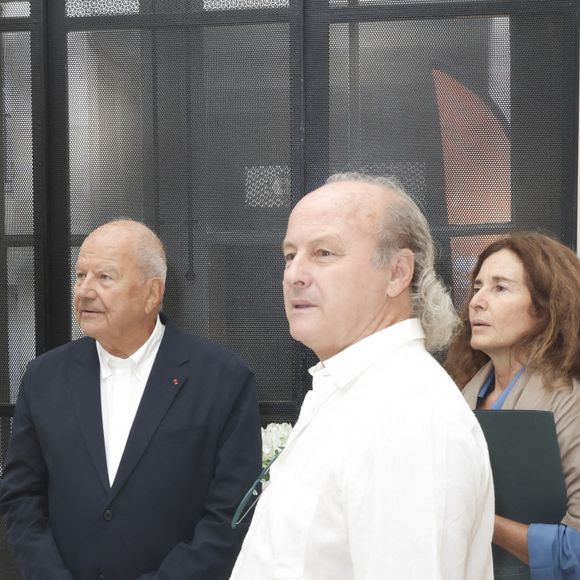 Exclusif - Marc Ladreit de Lacharrière (nouveau président d’honneur du Parcours des Mondes), Ana et Antonio Casanovas - Inauguration de la visite du Parcours des Mondes édition à Paris. © Jack Tribeca / Bestimage