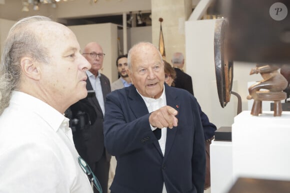 Exclusif - Antonio Casanovas, Marc Ladreit de Lacharrière (nouveau président d’honneur du Parcours des Mondes) - Inauguration de la visite du Parcours des Mondes édition à Paris. © Jack Tribeca / Bestimage