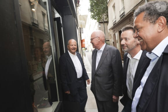 Exclusif - Marc Ladreit de Lacharrière (nouveau président d’honneur du Parcours des Mondes), Stéphane Martin (ancien président du musée du quai Branly qui était président d’honneur du Parcours des Mondes l'an dernier), Yves-Bernard Debie (directeur général du Parcours des Mondes), Emmanuel Kasarhérou (Président du musée du quai Branly) - Inauguration de la visite du Parcours des Mondes édition à Paris. © Jack Tribeca / Bestimage