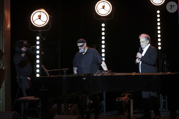 Charlélie Couture, Raphaël Mezrahi lors de la 10ème nuit de la déprime aux Folies Bergère à Paris le 5 février 2024. © Jack Tribeca / Bestimage 