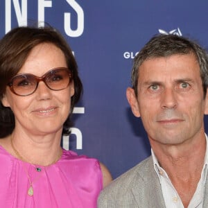 Exclusif - Frédéric Taddeï et sa compagne Claire Nebout - Photocall du déjeuner - Longines Paris Eiffel Jumping au Champ de Mars à Paris, France, le 5 juillet 2019. © Veeren Ramsamy/Bestimage