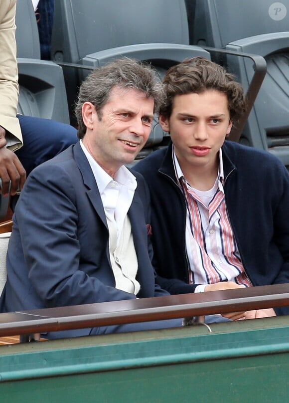 Fréderic Taddeï et son fils Diego - People dans les tribunes des Internationaux de France de tennis de Roland Garros à Paris. Le 31 mai 2015. 