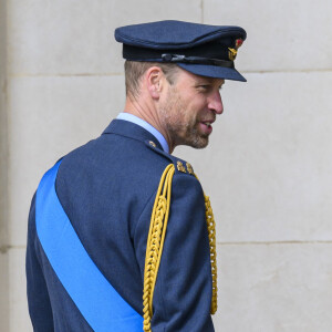 Le prince William avait déjà fait sensation lors de ses engagements au Pays de Galles avec sa barbe de trois jours
Le prince William, prince de Galles, assiste au défilé du souverain au nom de sa majesté le roi d'Angleterre au Royal Air Force College de Cranwell, Royaume Uni, le 12 septembre 2024. © Cover Images via ZUMA Press/Bestimage 