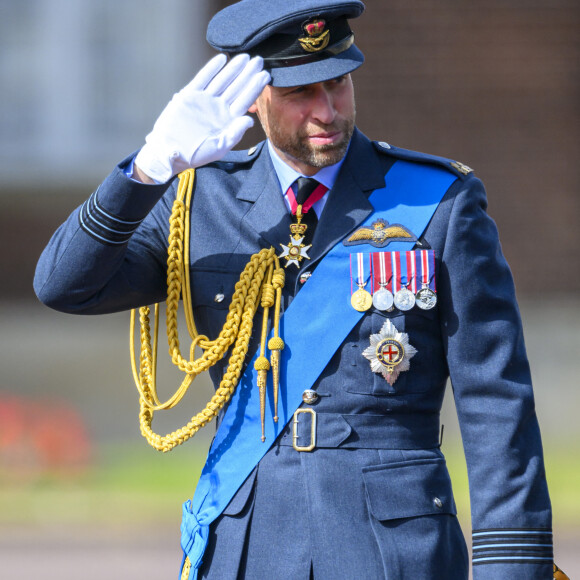 Le prince William, prince de Galles, assiste au défilé du souverain au nom de sa majesté le roi d'Angleterre au Royal Air Force College de Cranwell, Royaume Uni. © Cover Images via ZUMA Press/Bestimage