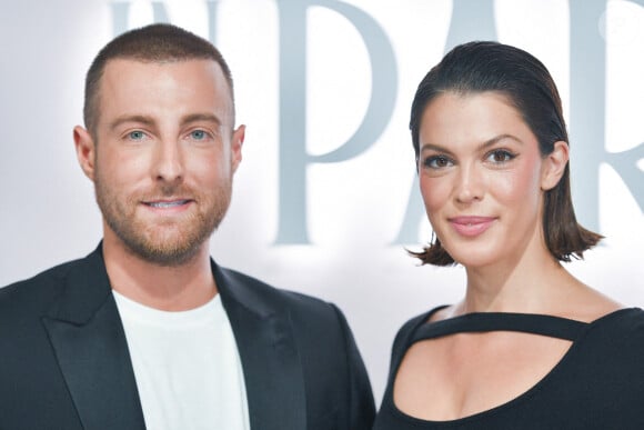 Iris Mittenaere et Paul Duchemin au dîner Emily in Paris à La Samaritaine, à Paris, le 12 septembre 2024.