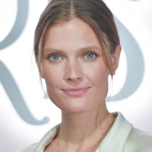 Constance Jablonski au dîner Emily in Paris à La Samaritaine, à Paris, le 12 septembre 2024.