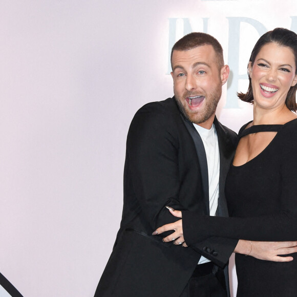 Iris Mittenaere et Paul Duchemin au dîner Emily in Paris à La Samaritaine, à Paris, le 12 septembre 2024.