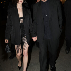 Lily Collins et son mari Charlie McDowell, arrivent à La Samaritaine pour le dîner privé Emily in Paris, le 12/09/24