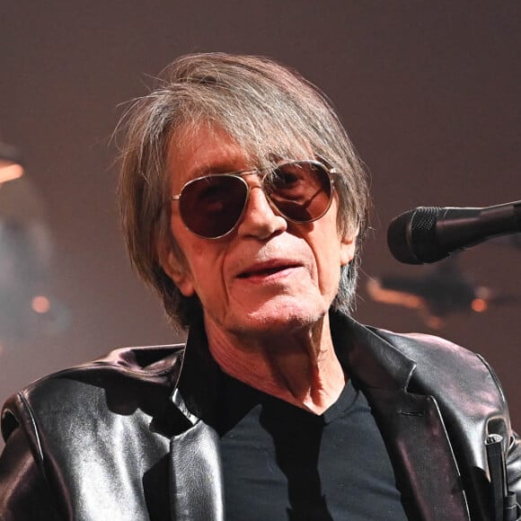 Jacques Dutronc et Thomas Dutronc en showcase de leur tournée "Dutronc & Dutronc" au Centre Evénementiel de Courbevoie le 11 avril 2022. © Coadic Guirec/Bestimage