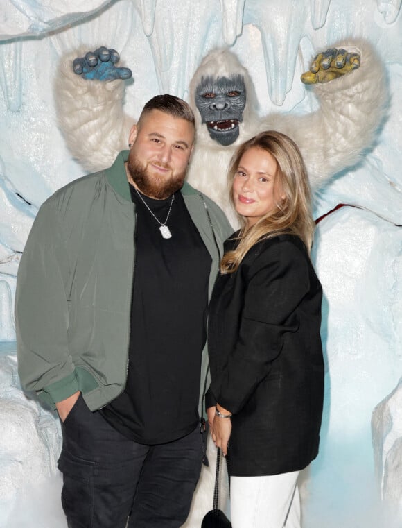 Nico Capone avec sa femme Daniela - Avant-première du documentaire "Kaizen" au Grand Rex à Paris le 13 Setpembre 2024. © Coadic Guirec / Bestimage